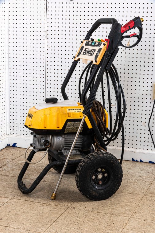 Dewalt Pressure Washer- DWPW2400
