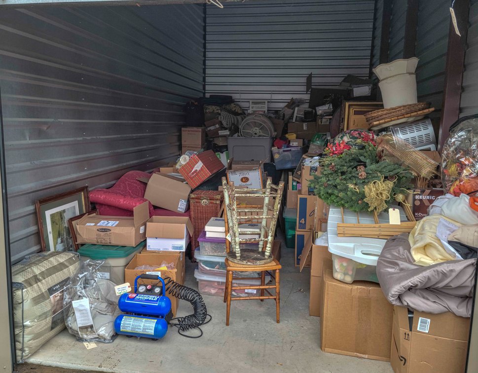 Contents of Unit C7 266 Champion Storage