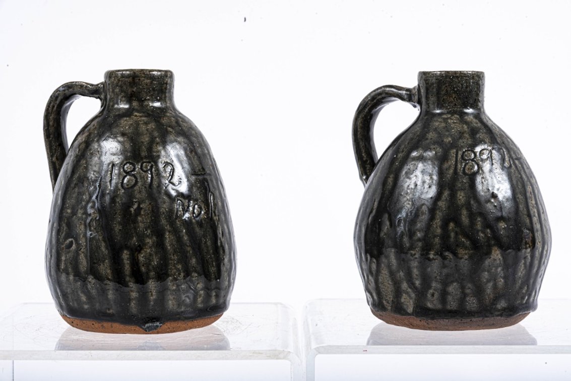 2 pcs Cleater & Billie Meaders Syrup Jugs