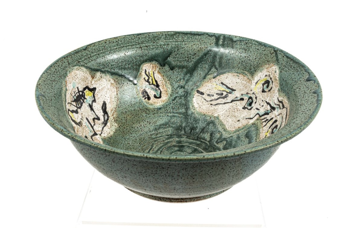 Noel Benedict Large Abstract Speckled Bowl