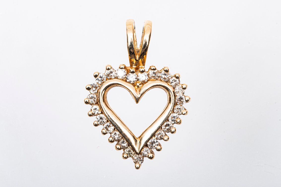 14K Gold & Diamond Heart Pendant