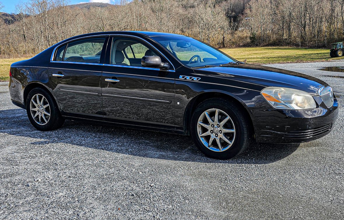2007 Buick Lucerne CXL Sedan