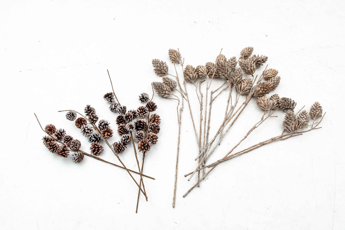 11pc. & 4pc. Pine Cone Sprays
