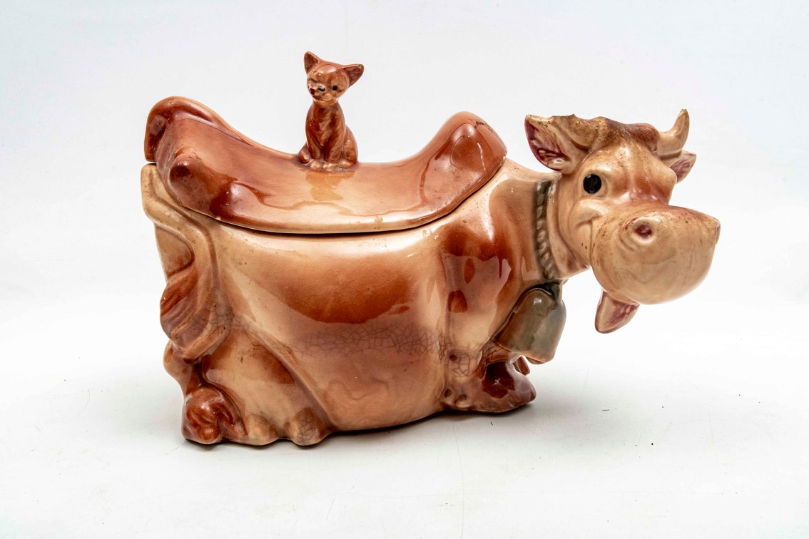 Brush Pottery Cow and Kitten Cookie Jar
