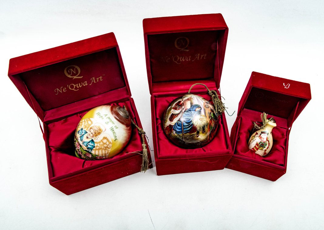 Ne'Qwa Art Reverse Painted Ornaments