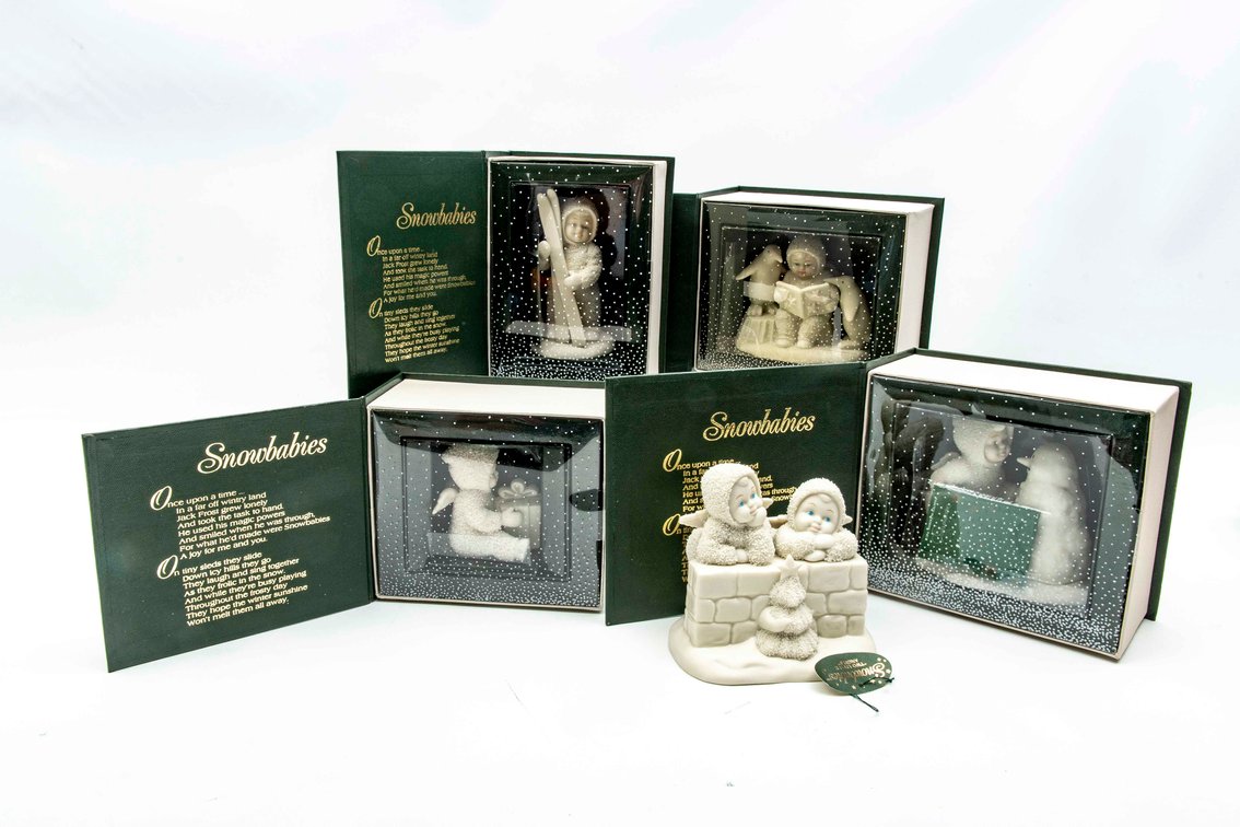 Dept 56 Winter Tales of The Snowbabies Figures