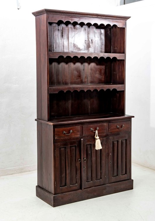 Dark Wood Country Sideboard w/ Hutch