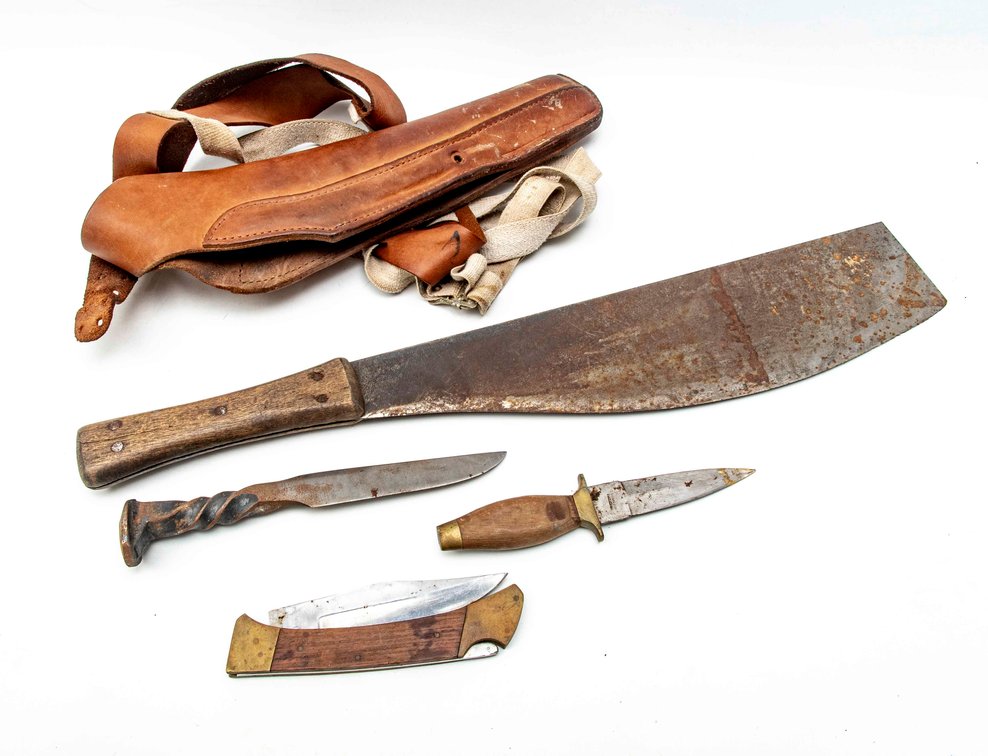 Machete, Knives & Shoulder Holster