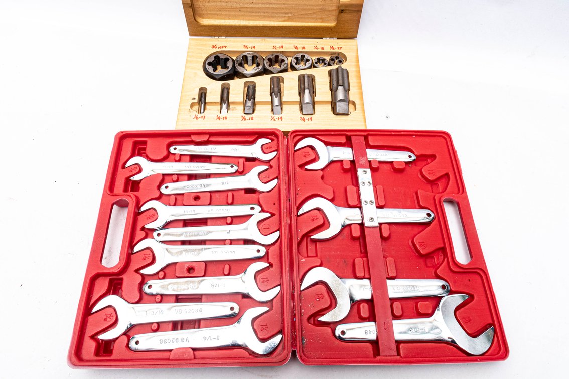 Irwin/Hanson Tap & Die Set + Service Wrench Set