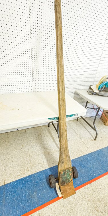 73" Fairbanks 525 Wood Handle Pry Bar Dolly
