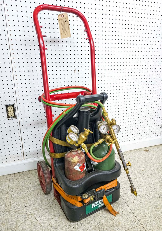 Victor CutSkill Acetylene Torch on Dolly