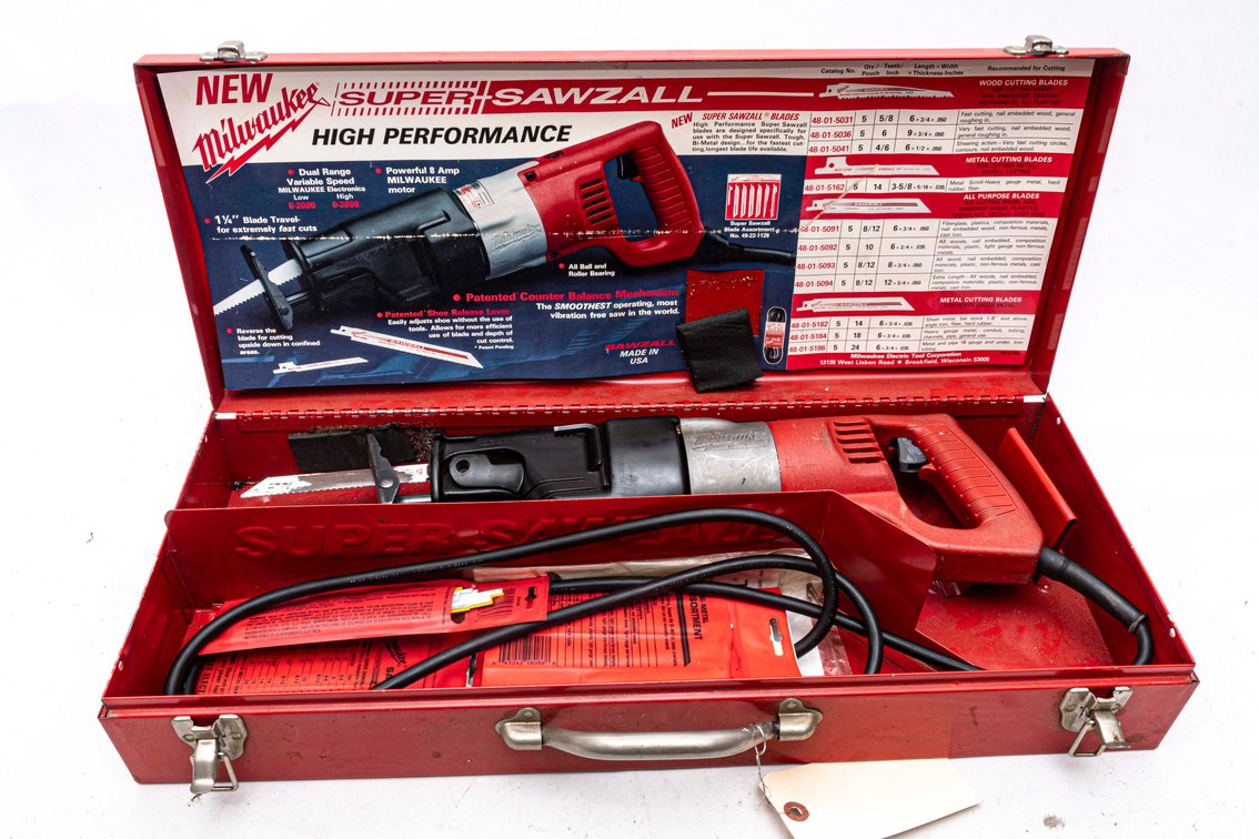 Milwaukee- Super Saw-Zall