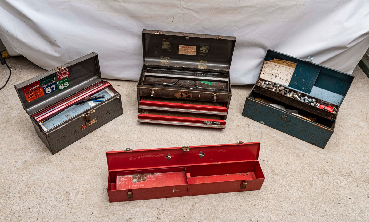 4 Steel Toolboxes With Tools- Craftsman, Giller+