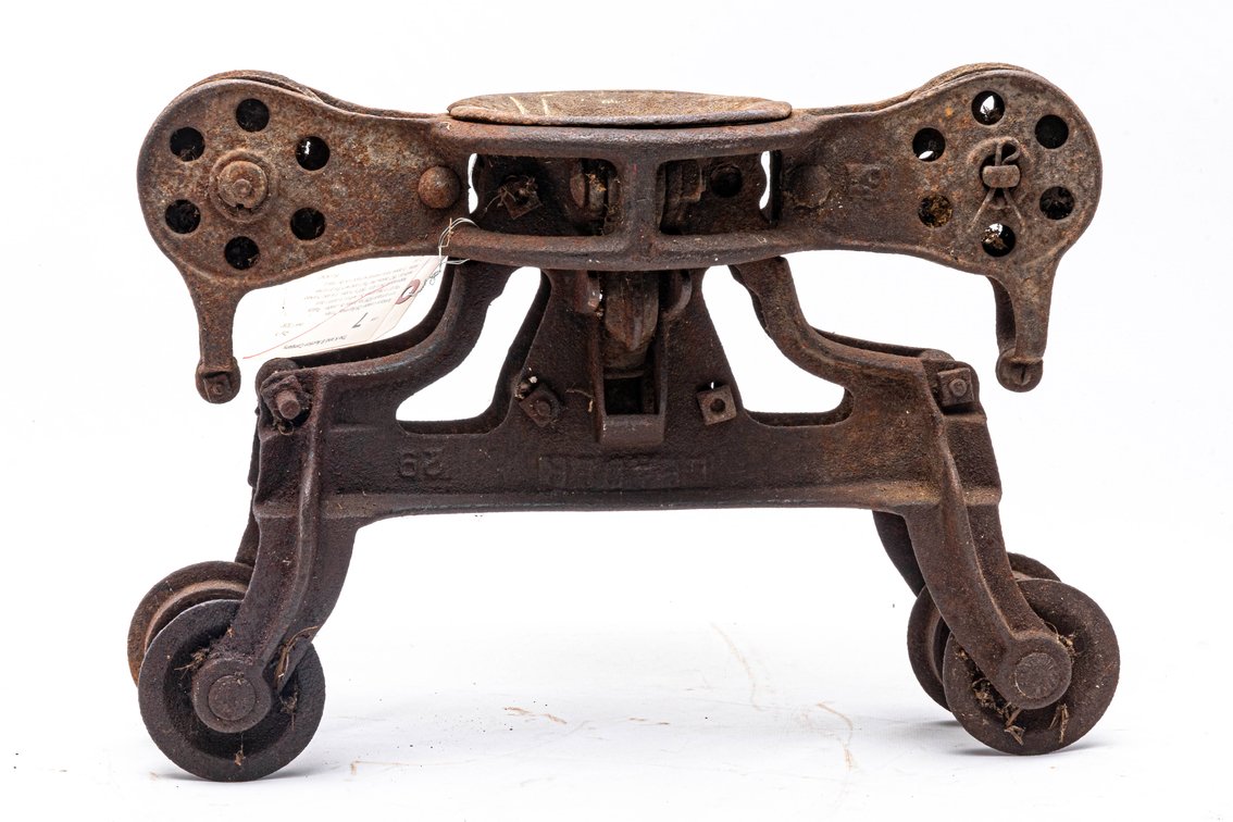 Antique Leader 29 Barn Hay Trolley