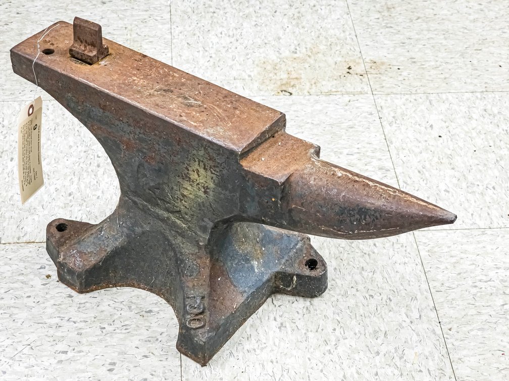 Older 100 Pound Horn Anvil