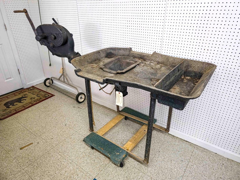 Cast Iron Coal Forge w/ Champion Blower