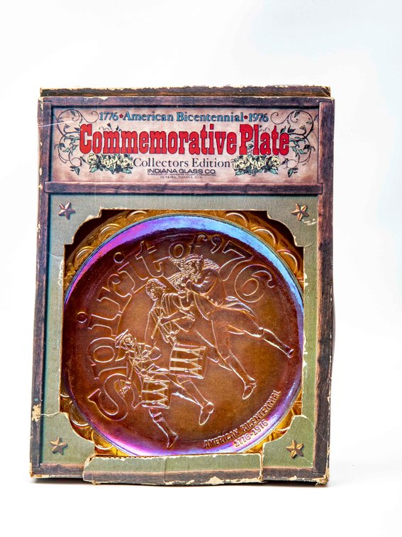 Indiana Glass Bicentennial Carnival Glass Plate