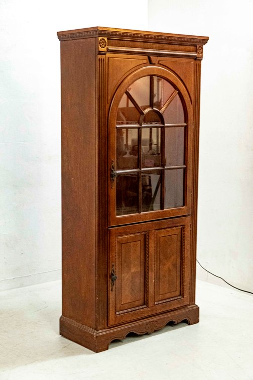 Bow Top, 2 Door Cabinet
