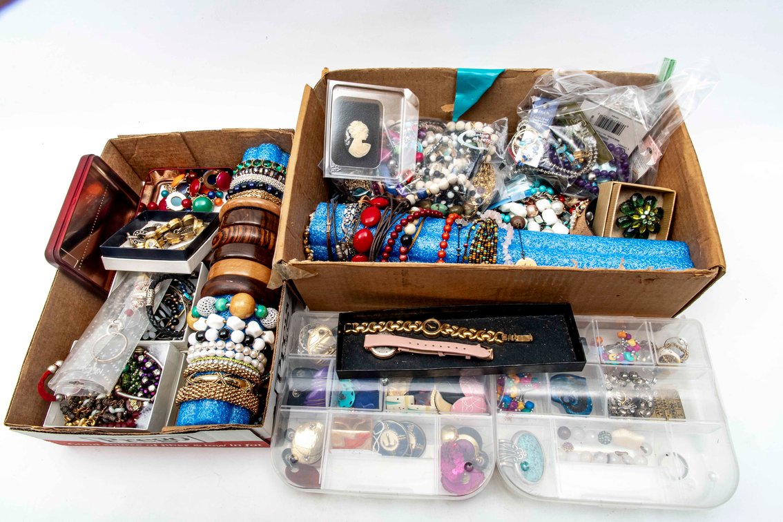 Costume & Fashion Jewelry