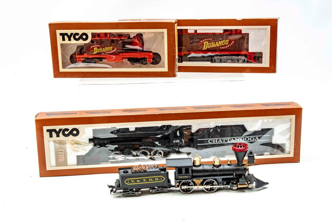 TYCO HO Scale Chattanooga Engine, Tender +Durango