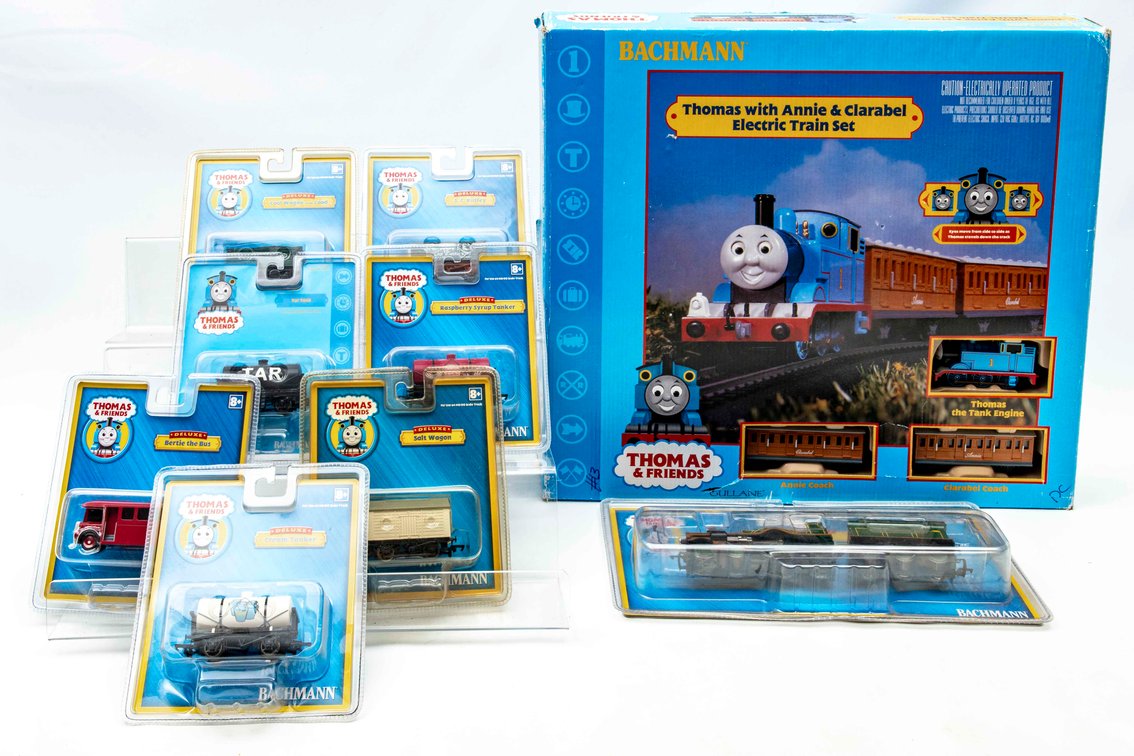 Bachmann Thomas Elec Set + 8 Packaged "Friends"