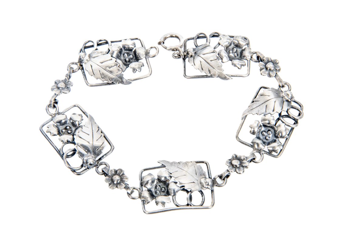 Floral Linked Sterling Bracelet- 12.5 G