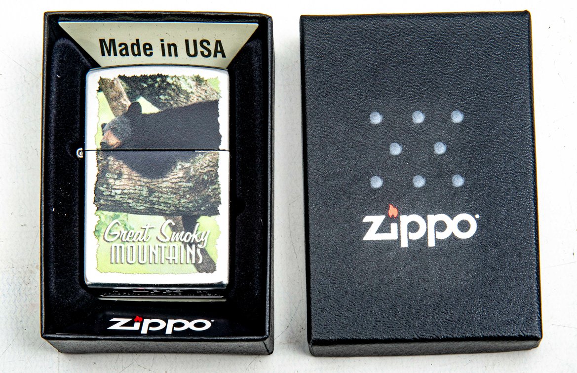 Zippo Great Smoky Mountains Lighter - NIB