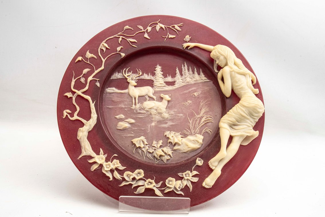 Incolay Enchanted Moments Cameo Glass Num'rd Plate