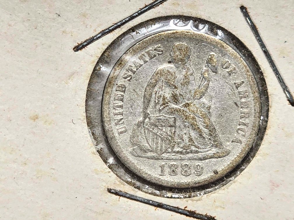 1839 United States Seated Liberty Dime in Protecti