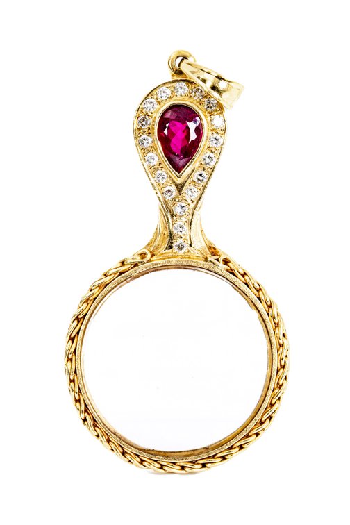 14K Y. Gold Magnifying Glass Pendant- 21.9 G