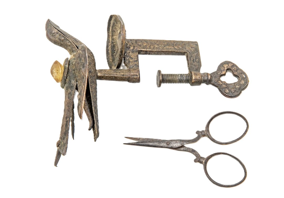 1850's Victorian Brass Sewing Bird w/Sew. Scissors