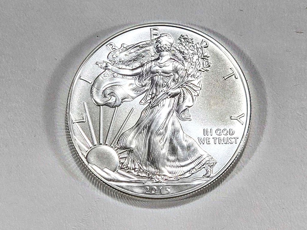 2015 American Silver Eagle 1 oz Fine Silver Coin