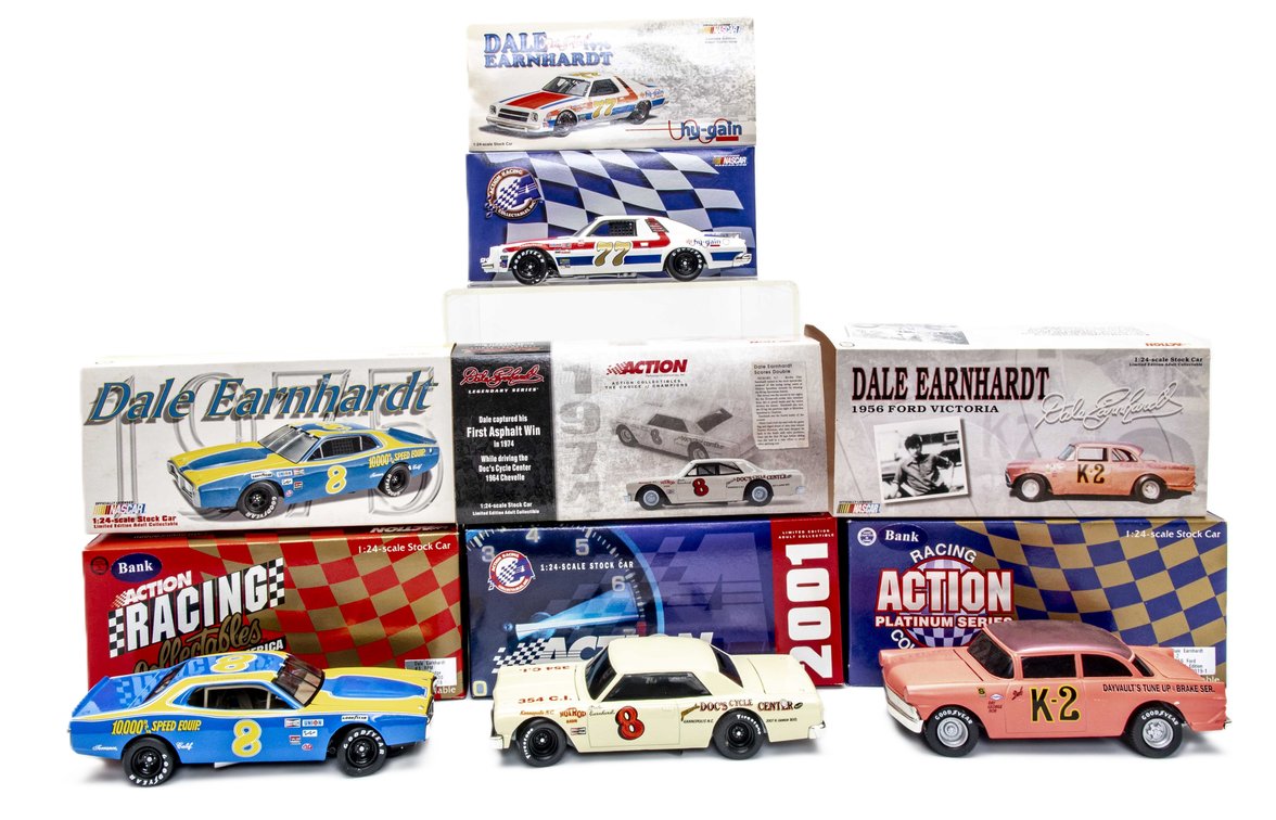 4 Dale Earnhardt Action 1:24 Scale Car / Banks