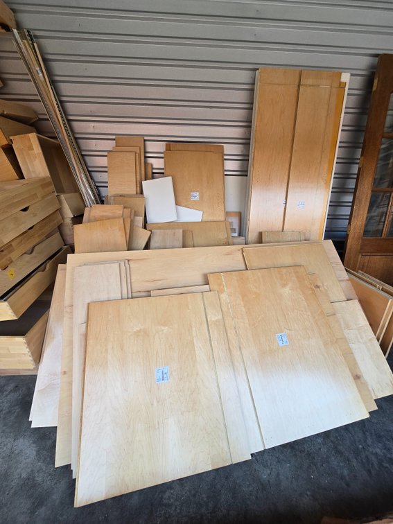 Scrap lot from cabinet shop