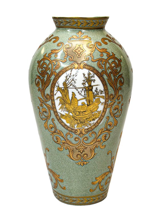 Konigliche Porcelain Vase
