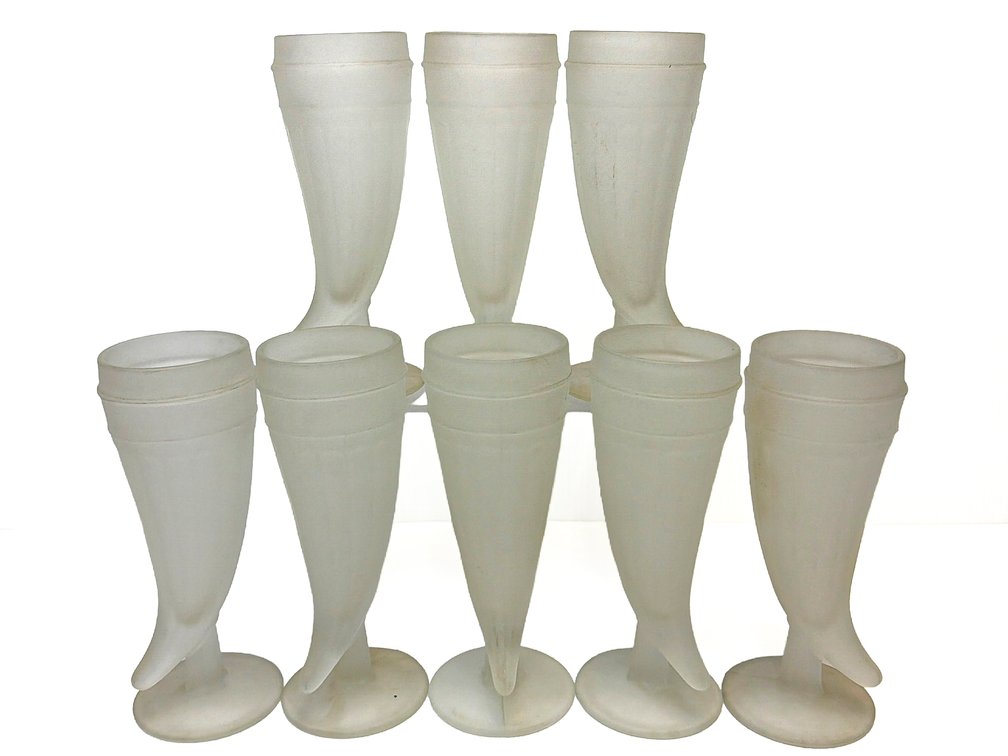 Mid Century Tiara Exclusive Frosted Powder Horn Goblets