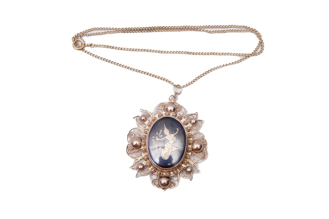 Siam Sterling Pendant W/ Chain- 10.78 G
