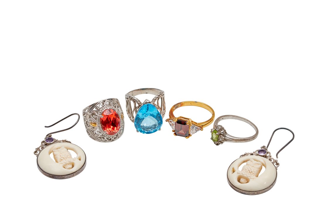 4 Sterling Silver Rings & Earrings- 36.58 G
