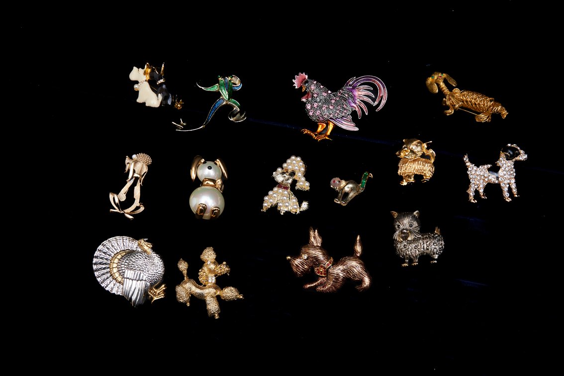 14 Mostly Vintage Animal Brooches - Trifari, Carolee & More