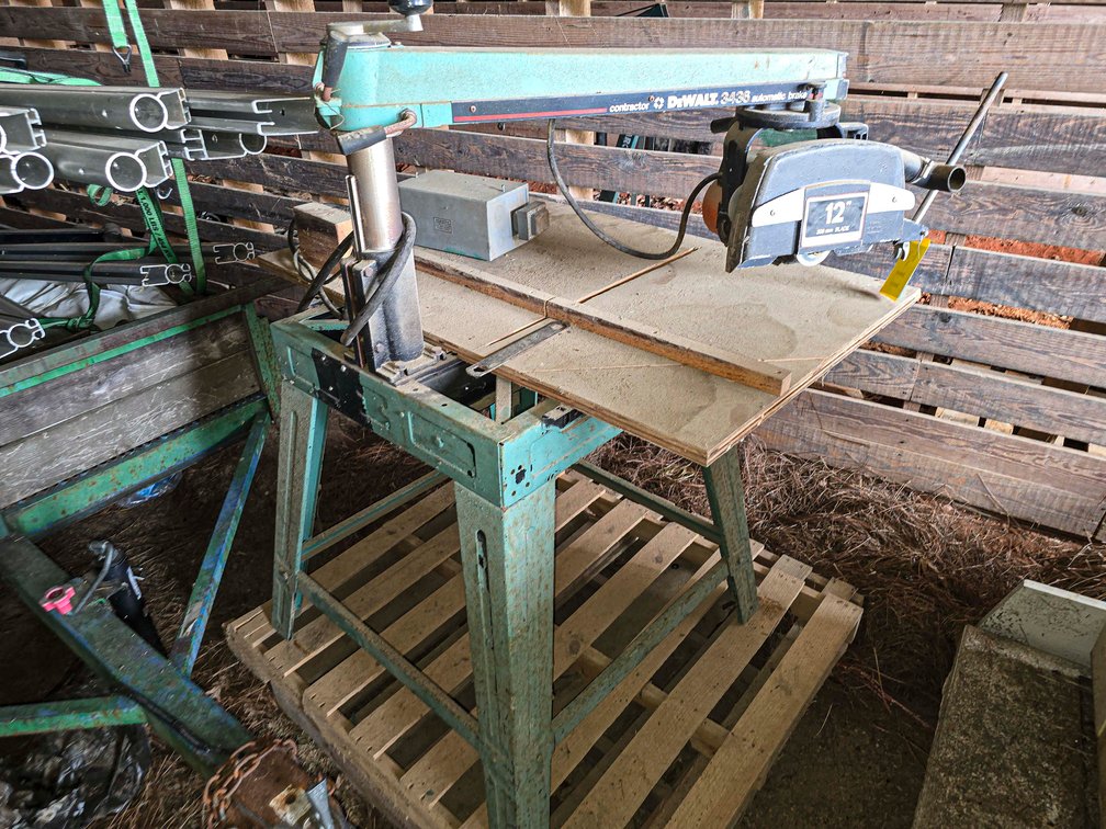 DeWalt 3436 Radial Arm Saw With 12-Inch Blade and 5 HP Motor