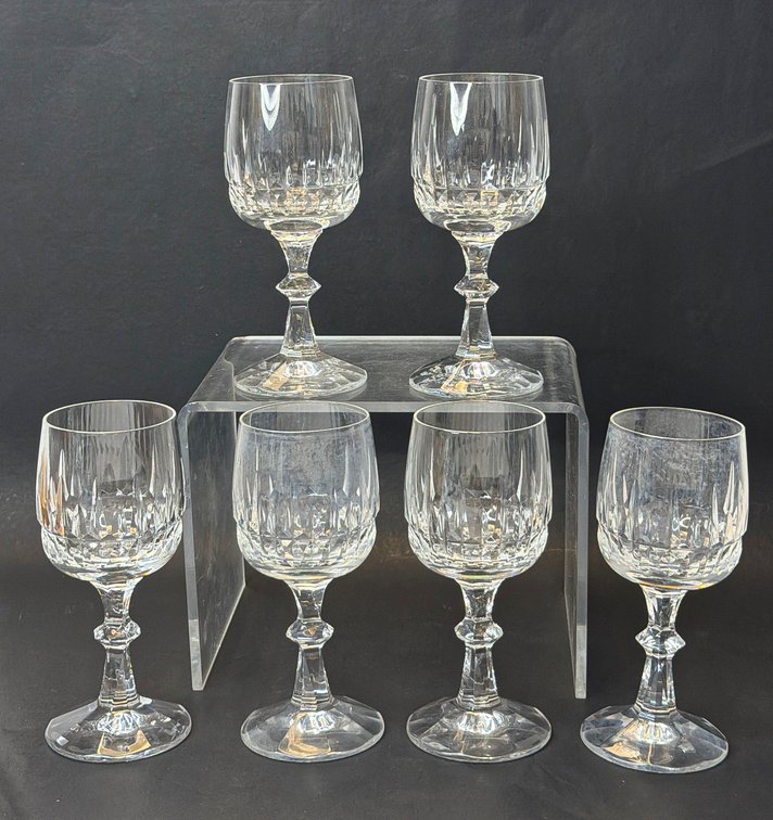 Six Schott-Zwiesel ‘Tango’ Crystal Wine Goblets