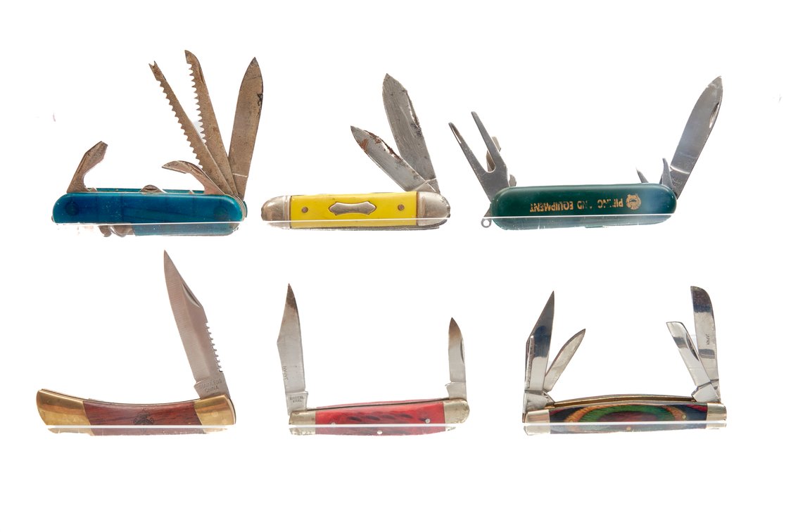 6 Pocket Knives- Ideal, Frost & More