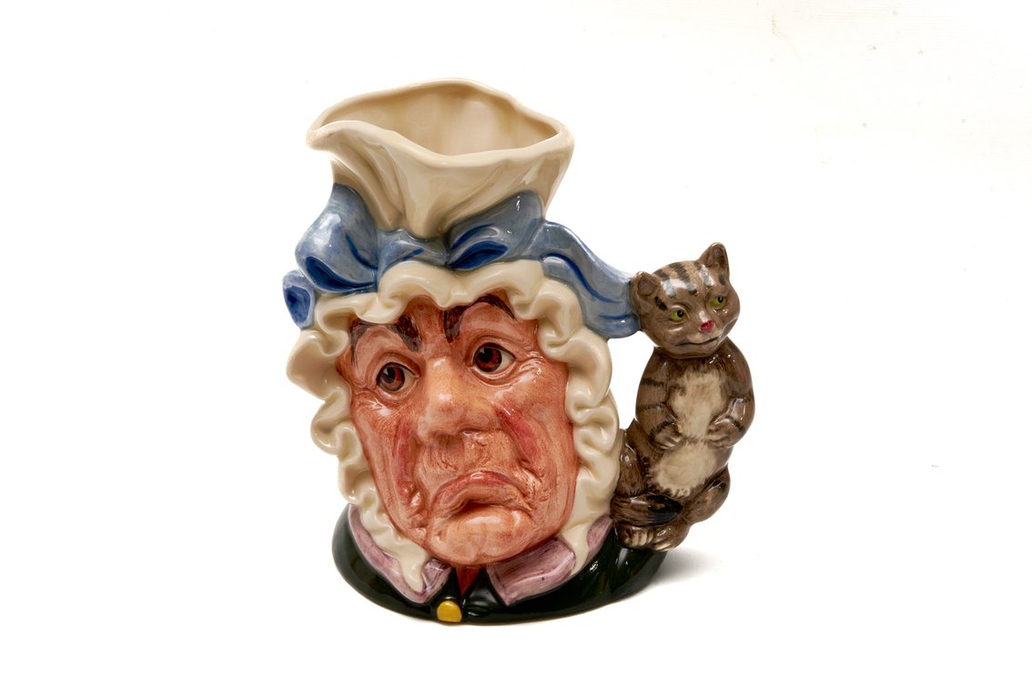 Royal Doulton Jug- The Cook & Cheshire Cat- 7"