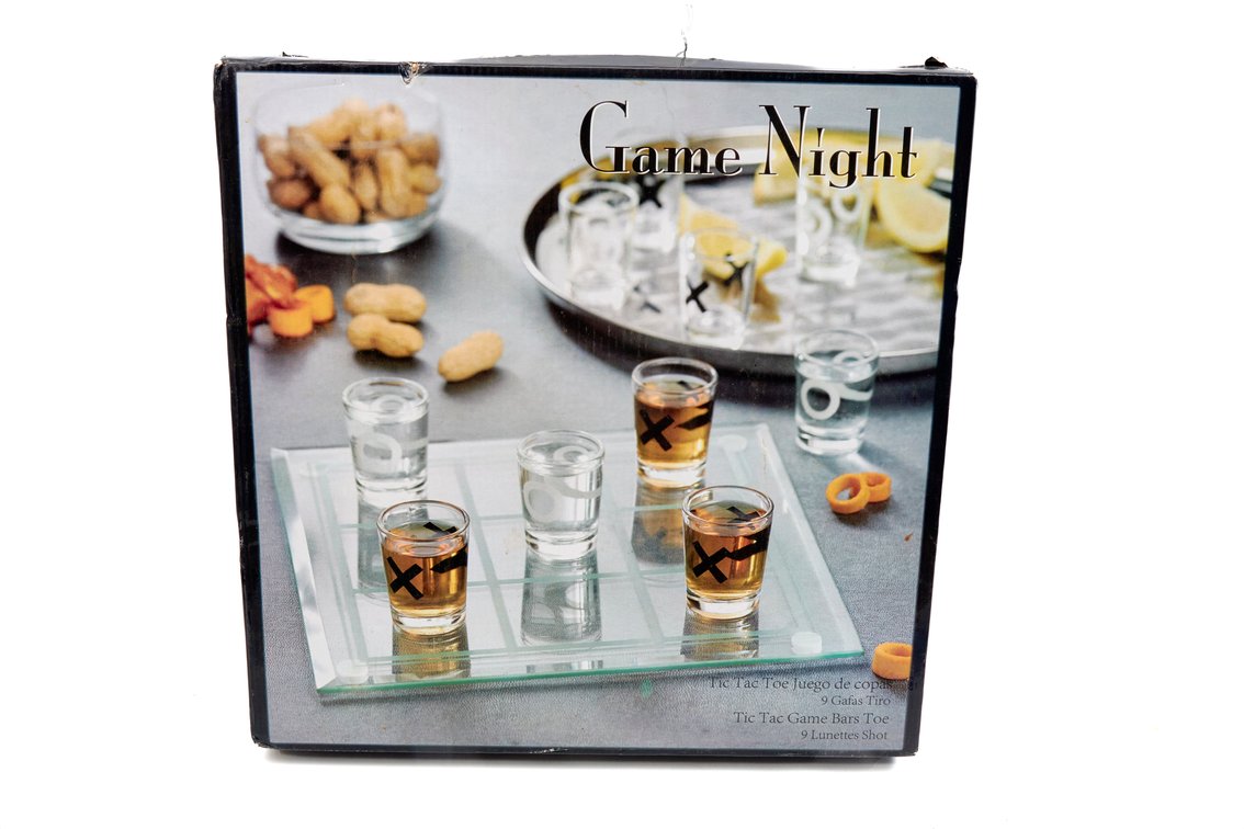 Glass Shot Glass Tic-Tac-Toe Bar Game- NIB