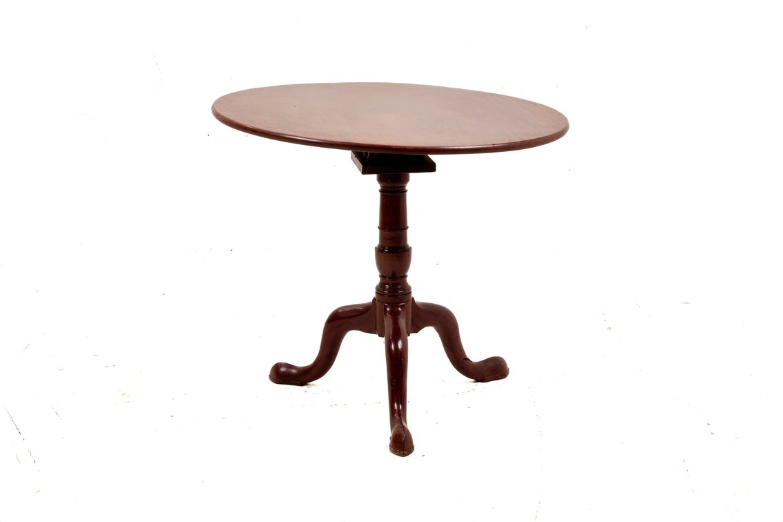 Vtg Queen Anne Tilt-Top Mahogany Accent Table