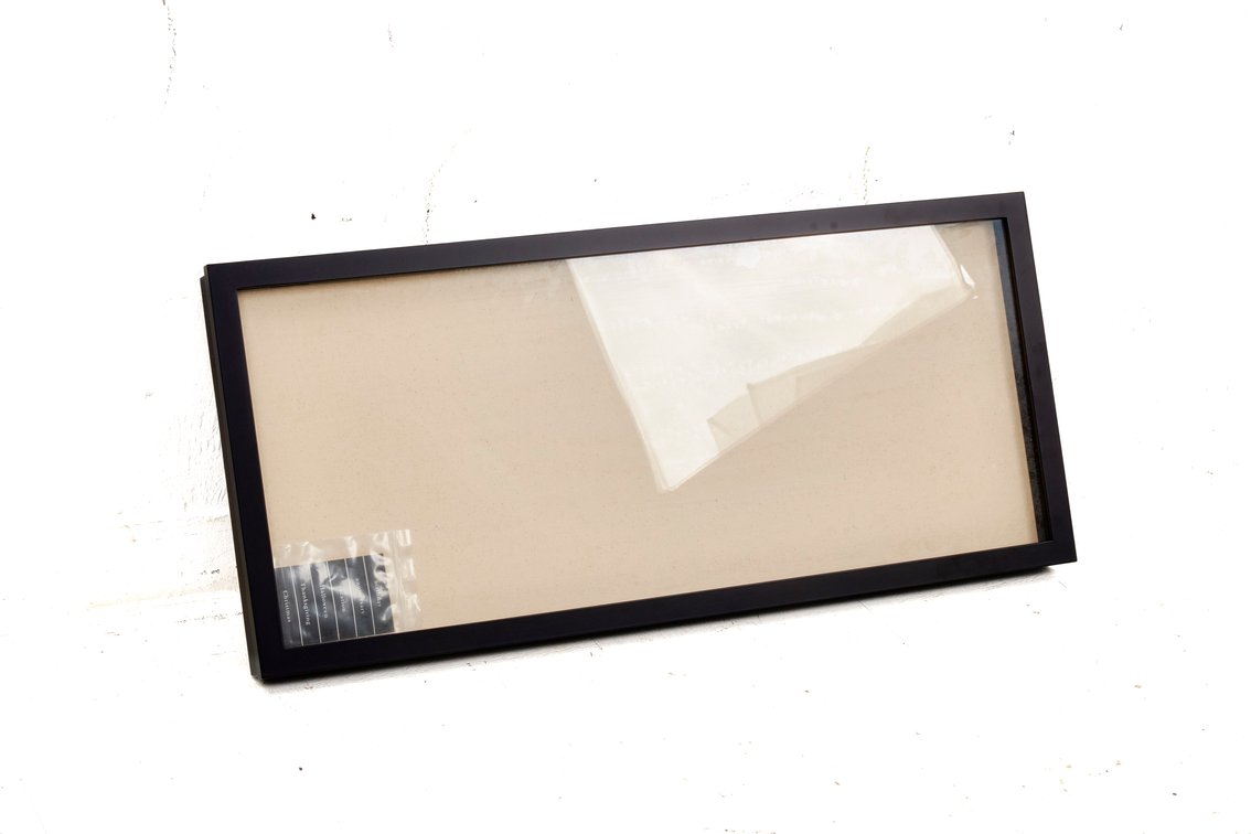 NIP Shadowbox