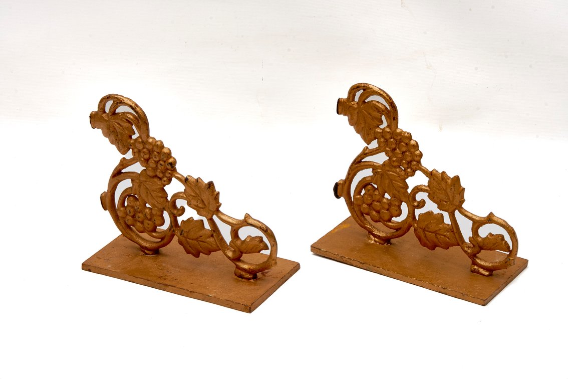 Antiqued Gold Cast Iron Grapevine Bookends