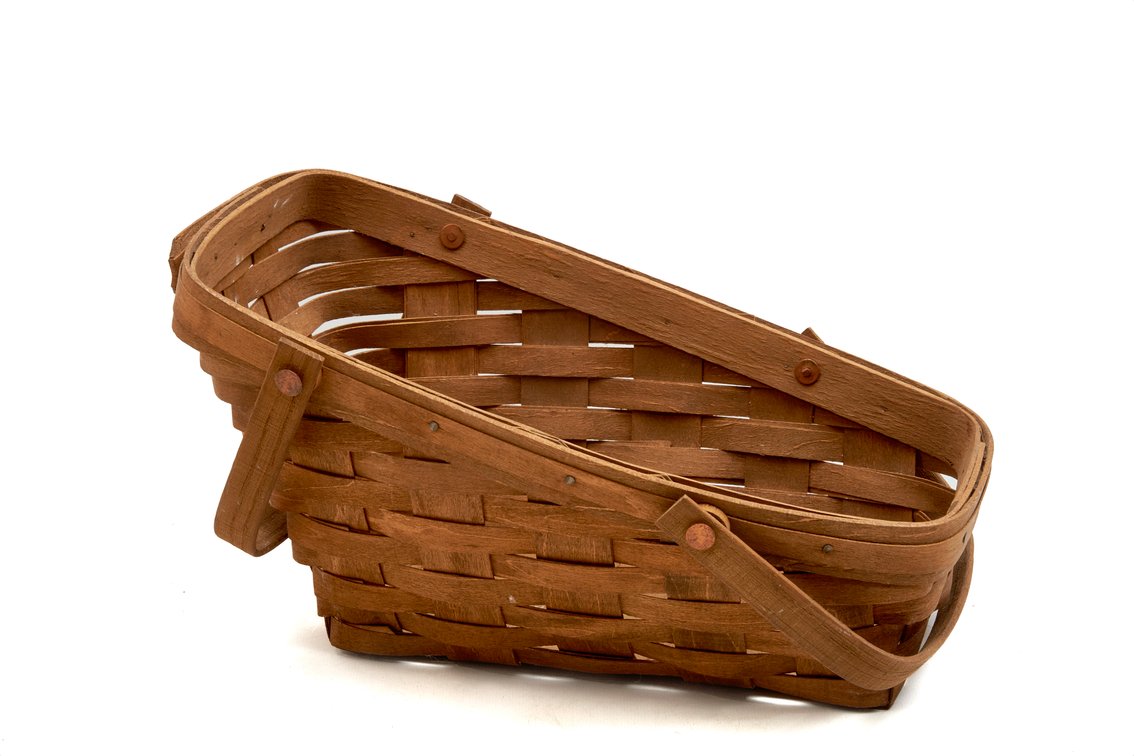 1989 Signed Longaberger Vegetable Basket - JLE