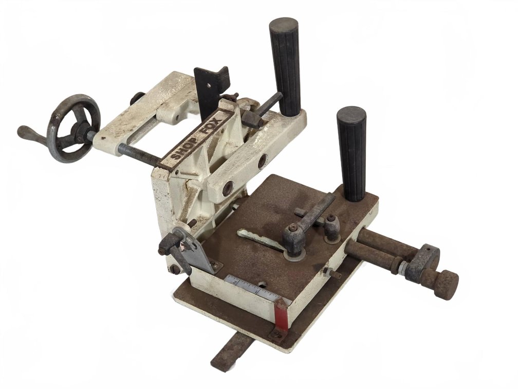 Shop Fox Cast Iron Milling Machine Vise