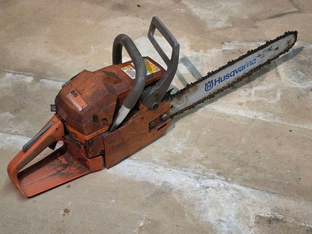 Husqvarna 55 Air Injection Gas Chainsaw